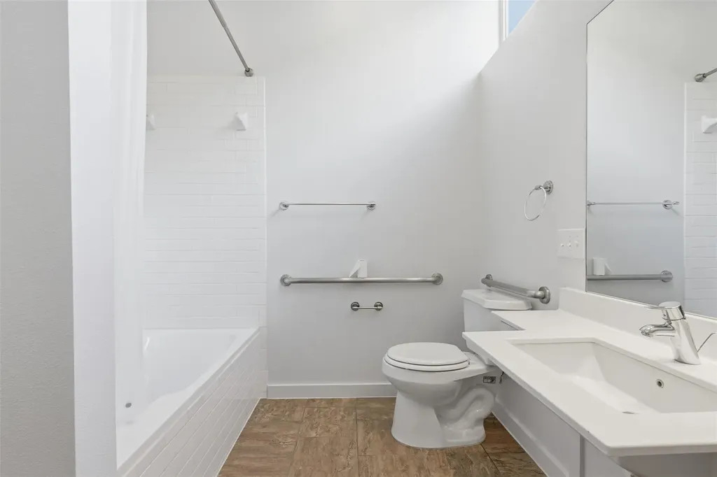 5920 Toscana Avenue Austin TX 78724