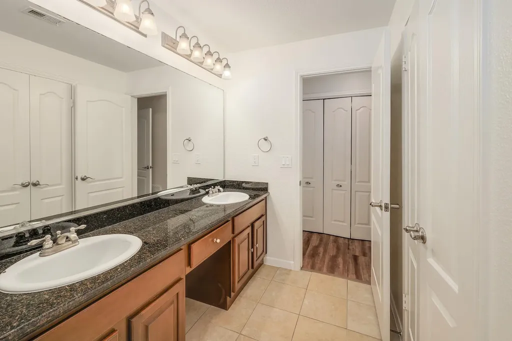 6000 Shepherd Mountain Cove Austin TX 78730