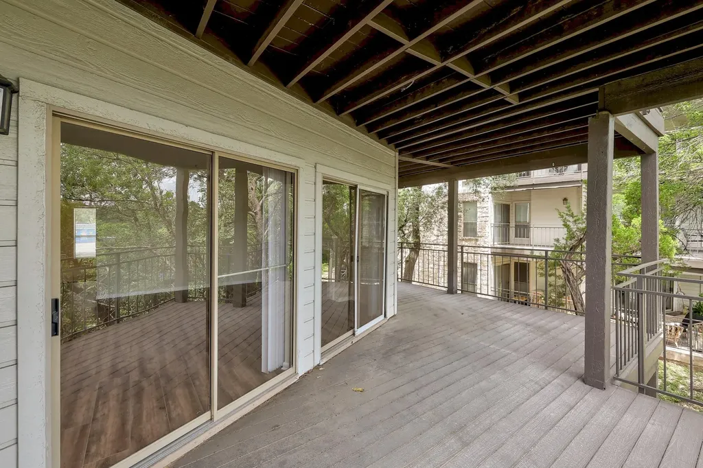 6000 Shepherd Mountain Cove Austin TX 78730