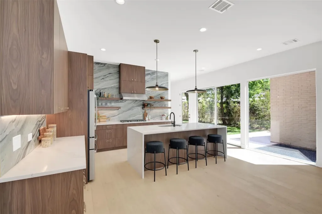 1310 Cullen Avenue Austin TX 78757