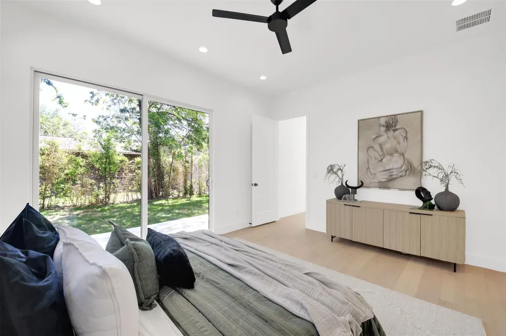 1310 Cullen Avenue Austin TX 78757
