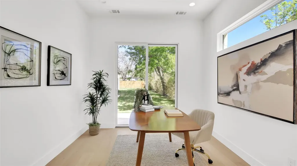 1310 Cullen Avenue Austin TX 78757