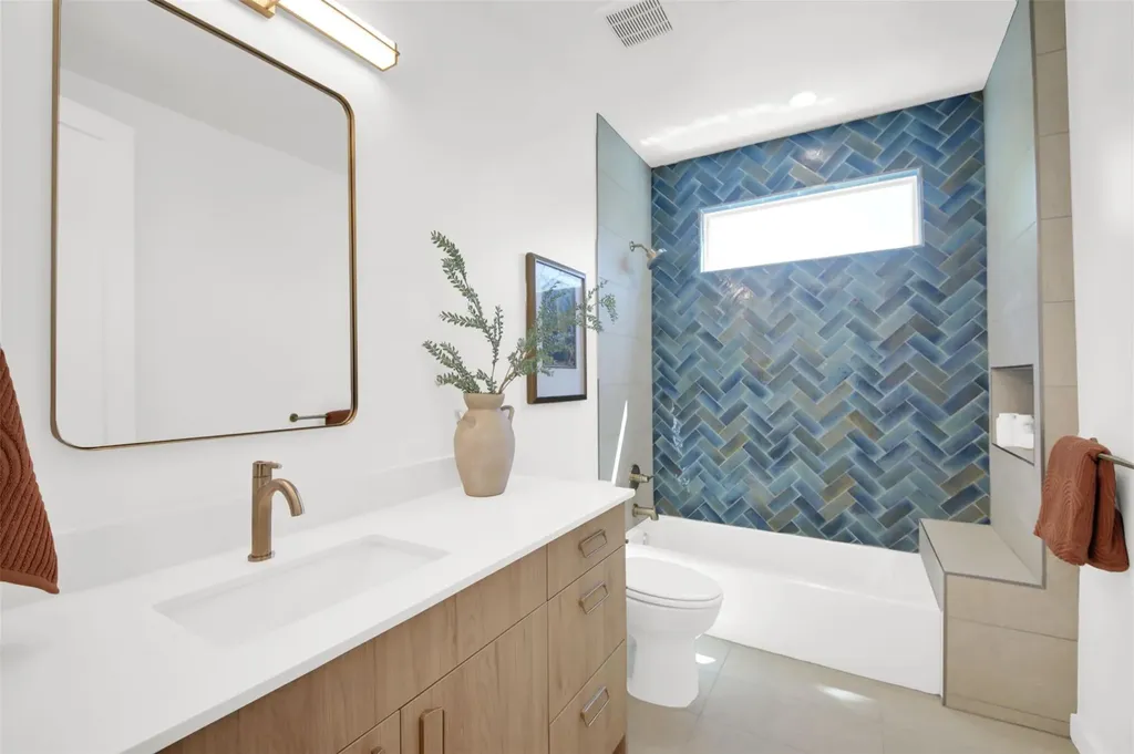 1310 Cullen Avenue Austin TX 78757