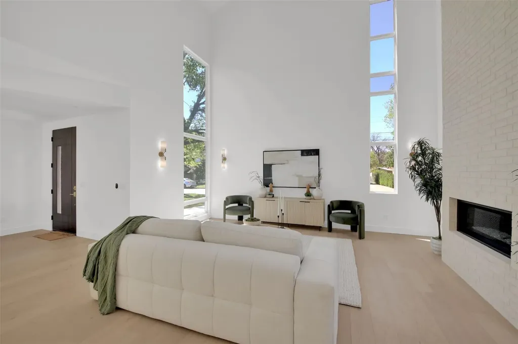 1310 Cullen Avenue Austin TX 78757