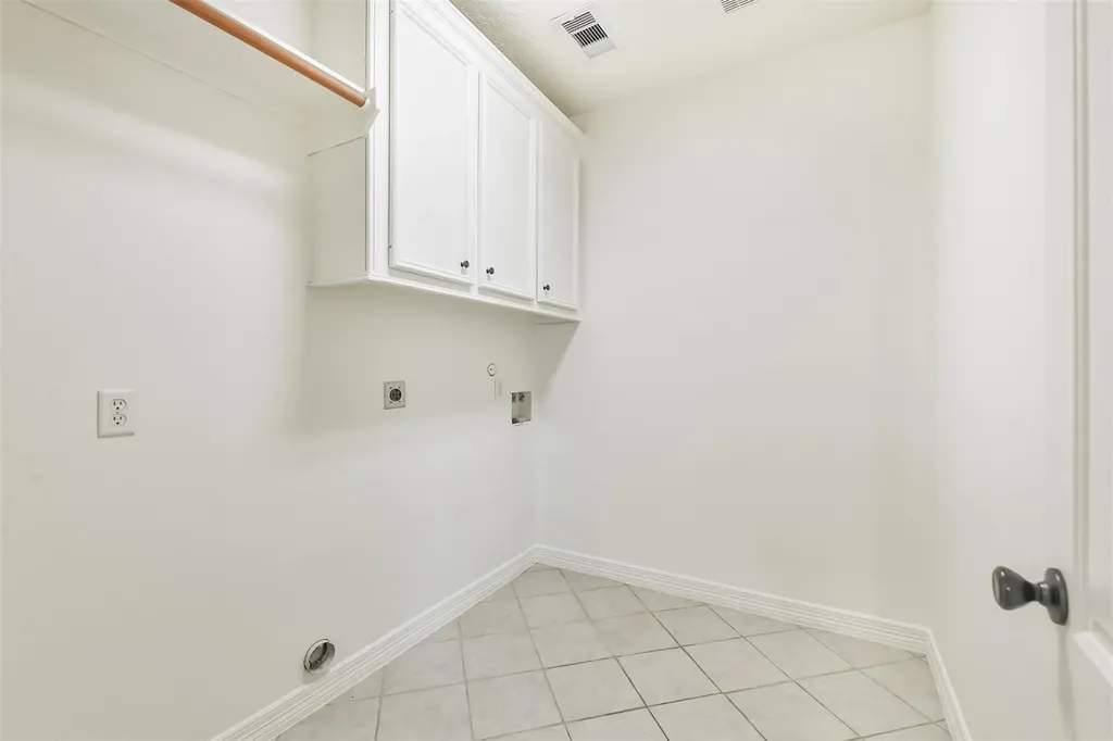 13118 Lazy Lane Willis TX 77318