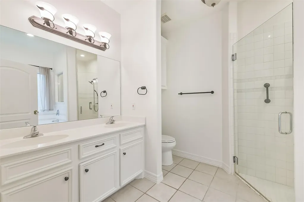 13118 Lazy Lane Willis TX 77318