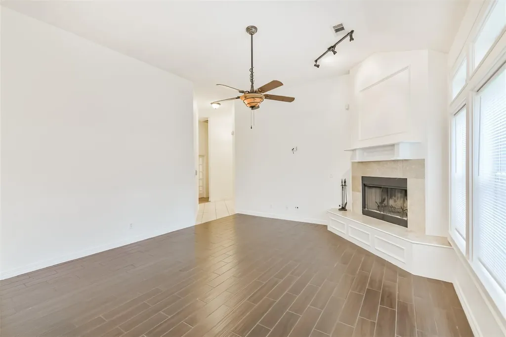 13118 Lazy Lane Willis TX 77318