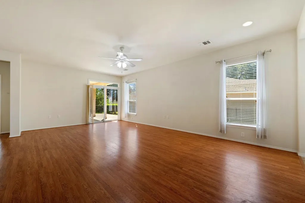 520 Mill Pond Path Georgetown TX 78633