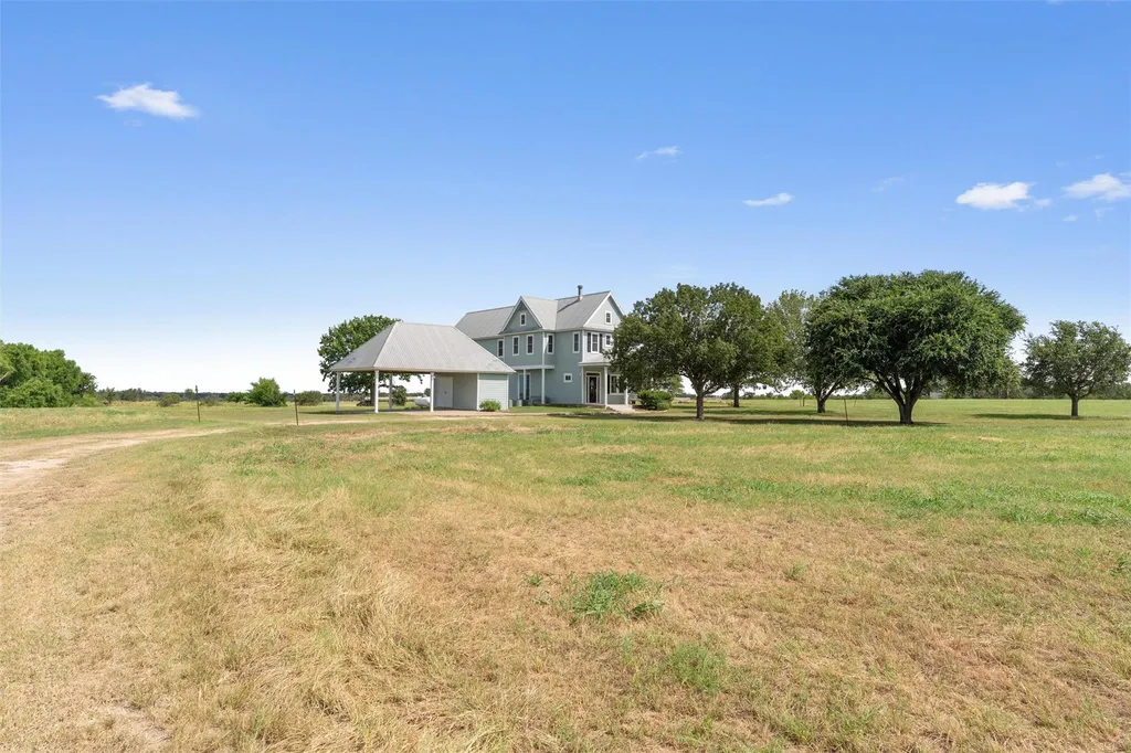 768 Upper Elgin River Road Elgin TX 78621
