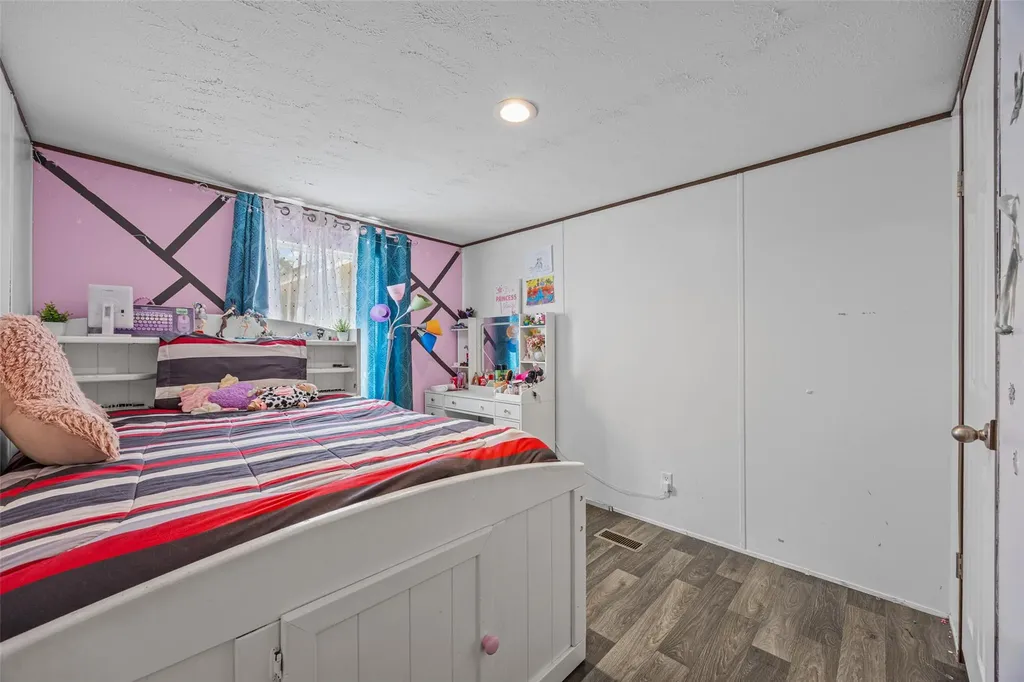 564 Boyd Road Red Rock TX 78662