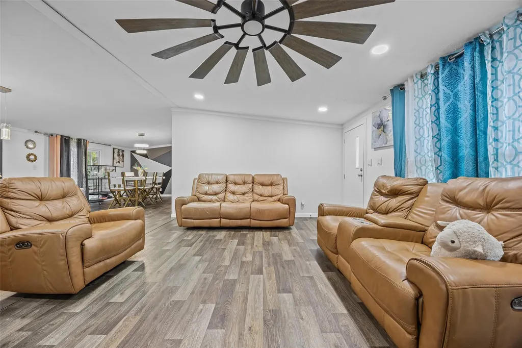 564 Boyd Road Red Rock TX 78662