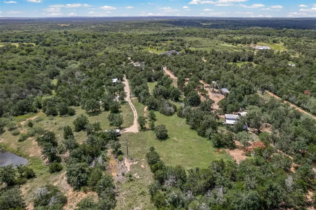 564 Boyd Road Red Rock TX 78662