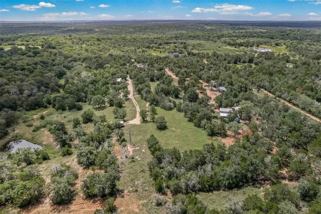 564 Boyd Road Red Rock TX 78662