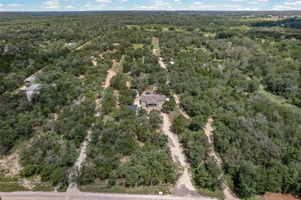 564 Boyd Road Red Rock TX 78662