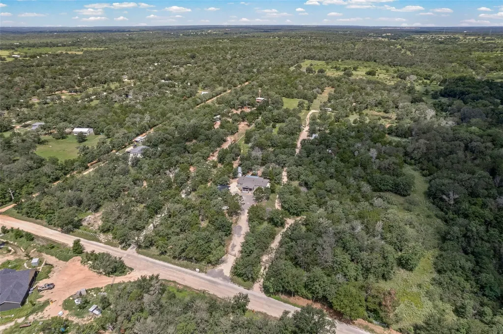 564 Boyd Road Red Rock TX 78662