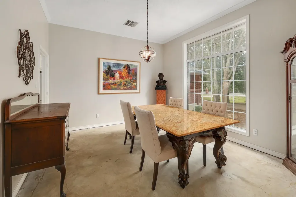 286 Arbors Circle Elgin TX 78621