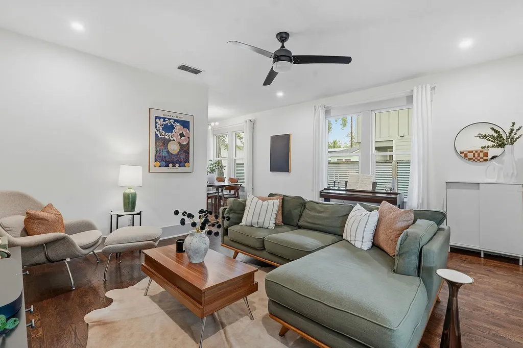 1122 Gunter Street Austin TX 78702
