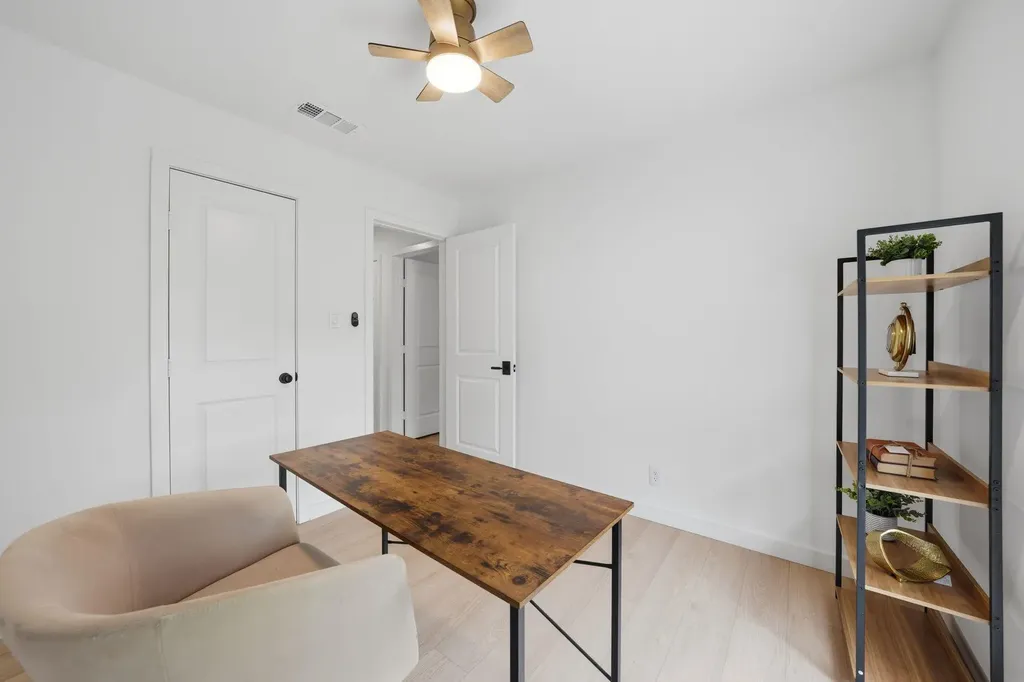 6804 Meadow Run Austin TX 78745