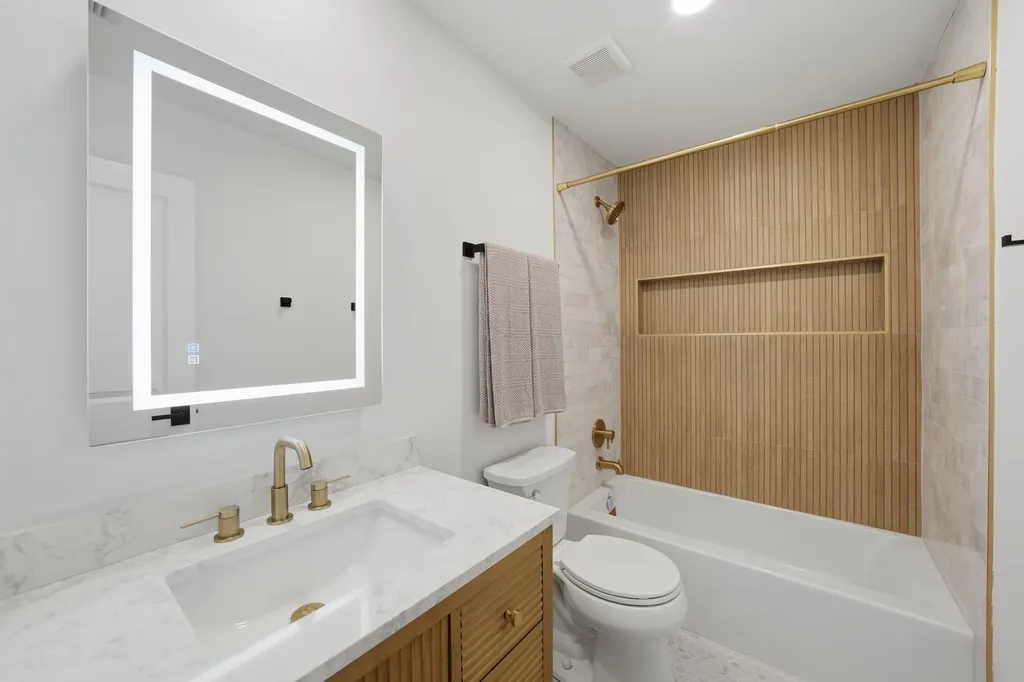 6804 Meadow Run Austin TX 78745
