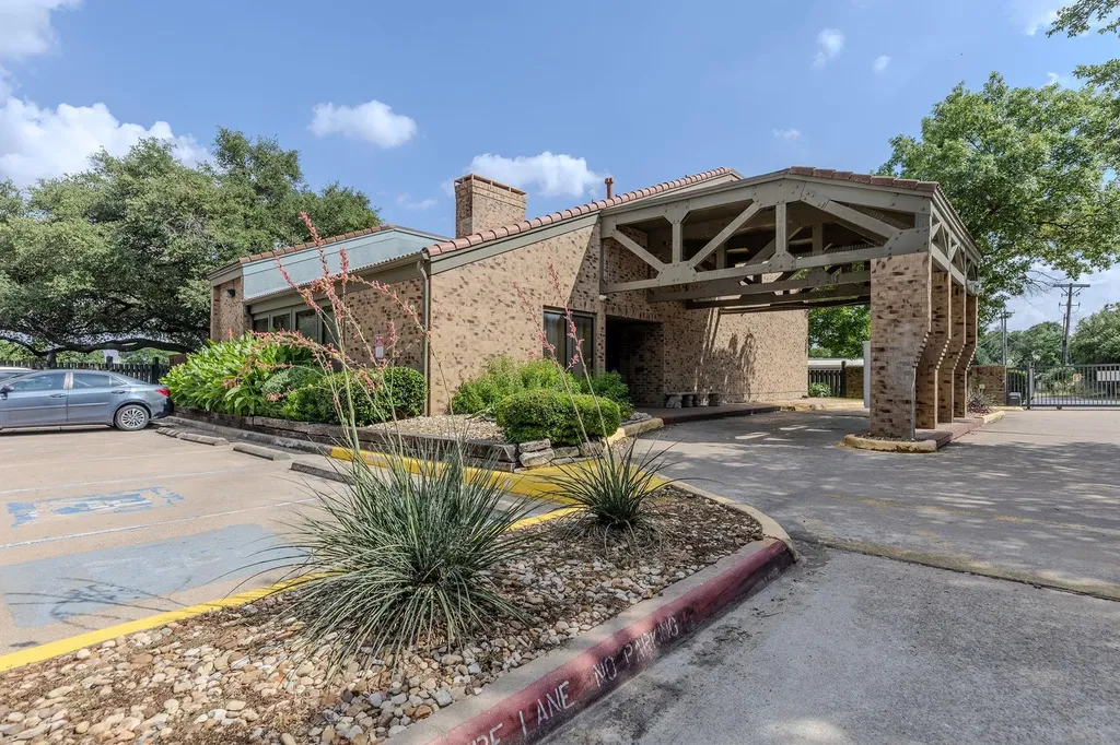 8888 Tallwood Drive Austin TX 78759