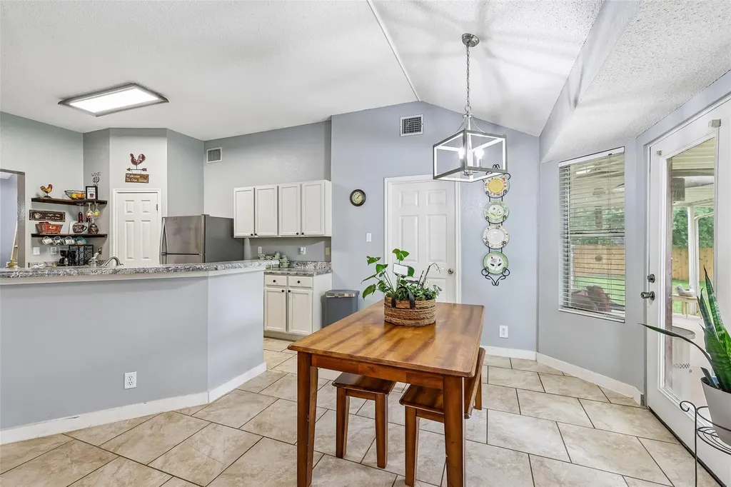510 Maybrook Drive Buda TX 78610