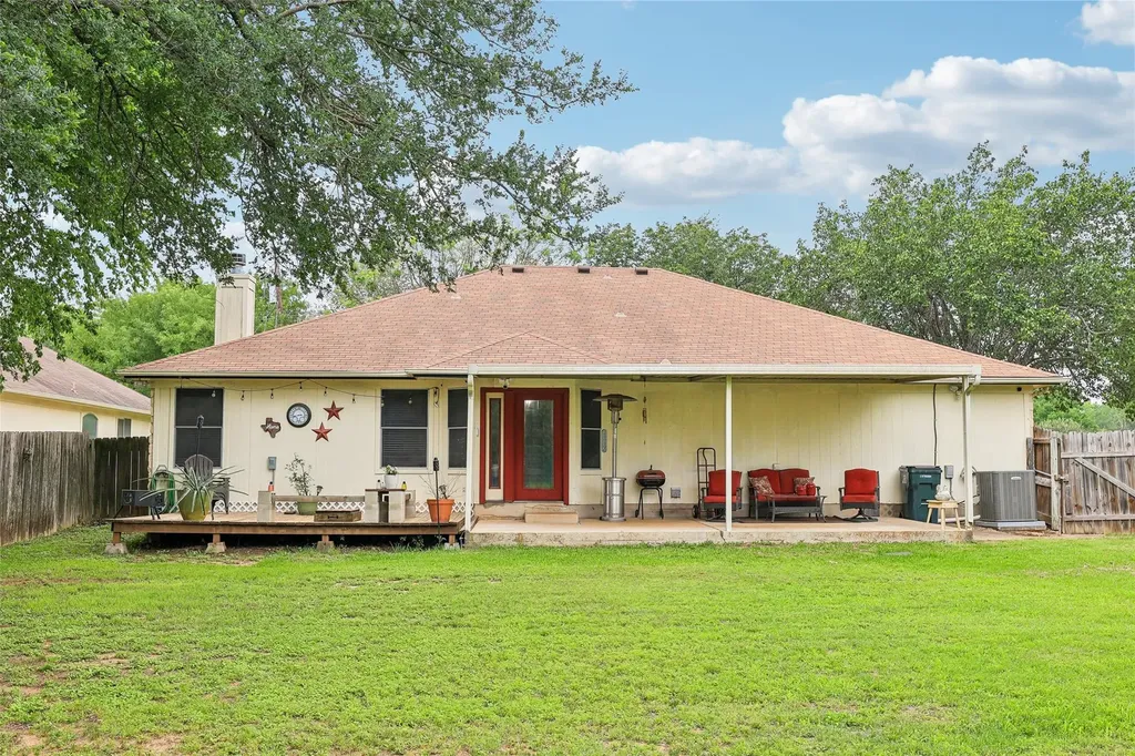 510 Maybrook Drive Buda TX 78610