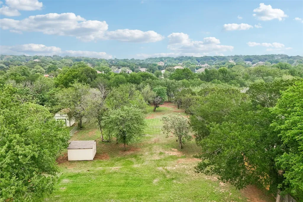 510 Maybrook Drive Buda TX 78610