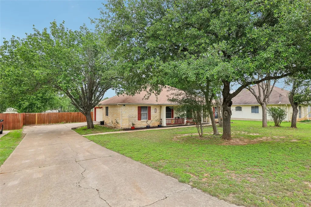 510 Maybrook Drive Buda TX 78610