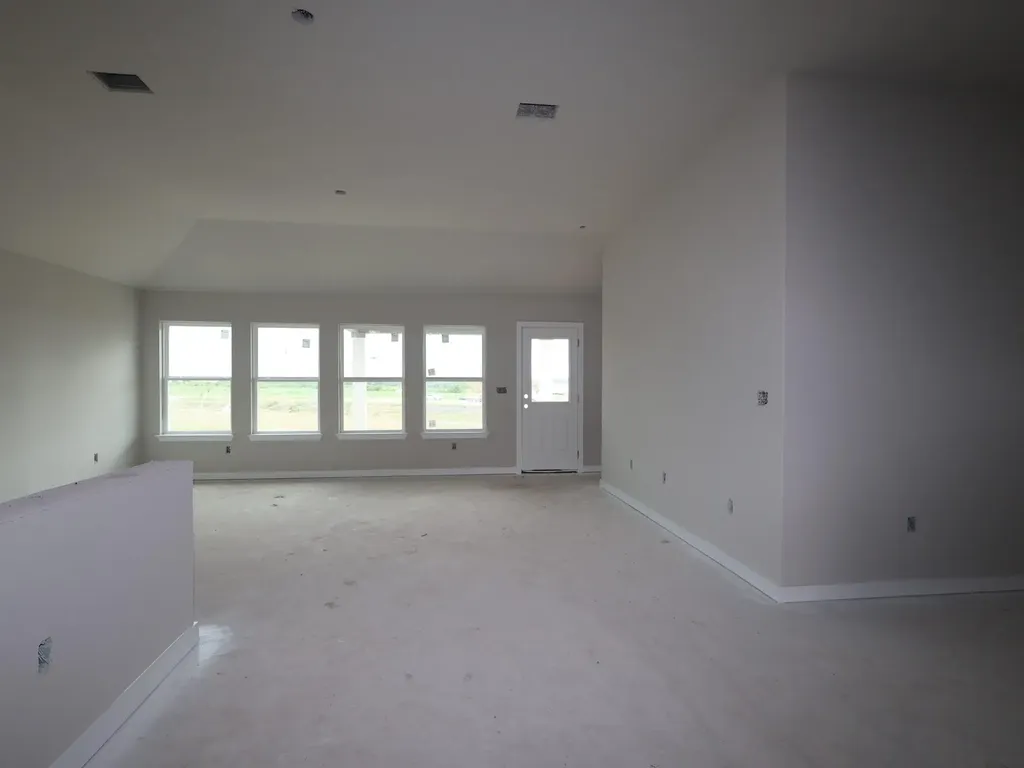 12304 Setting Peak Lane Buda TX 78610