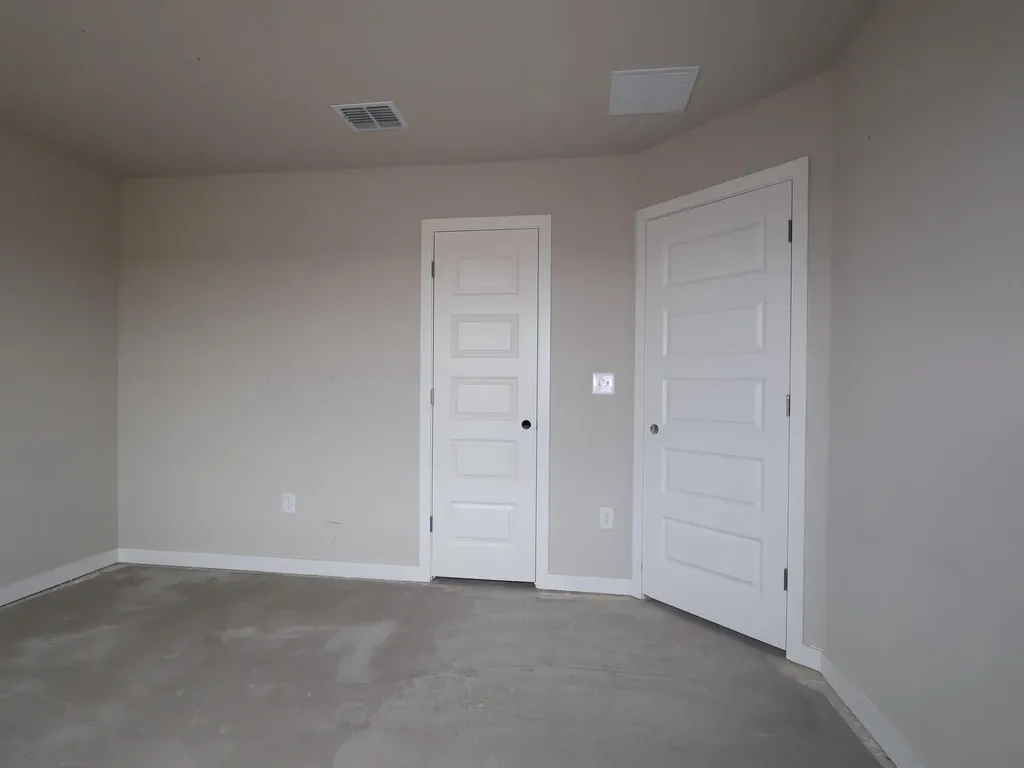 12304 Setting Peak Lane Buda TX 78610