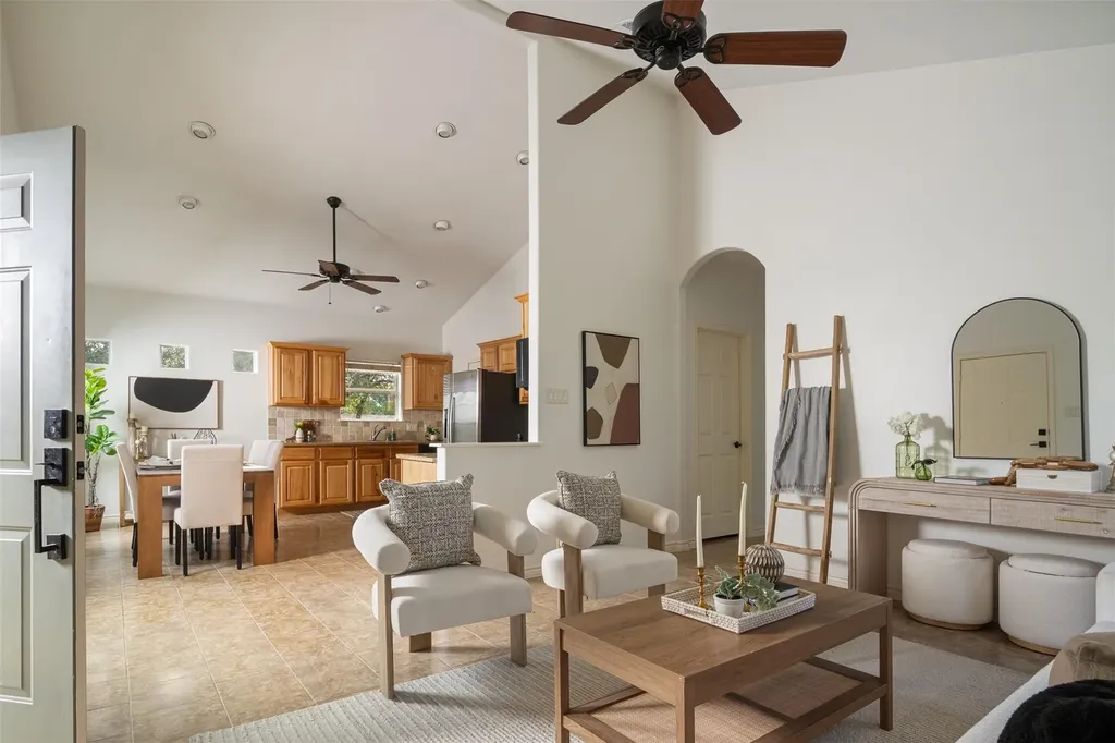 1816 Spring Valley Drive Dripping Springs TX 78620