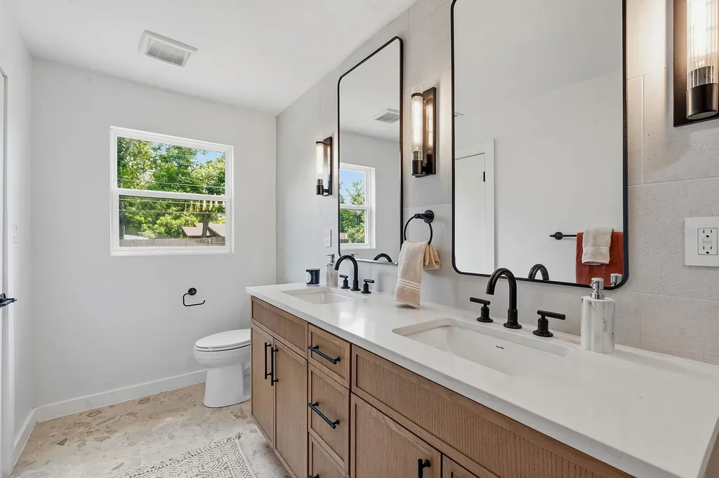 1203 Ridgehaven Drive Austin TX 78723
