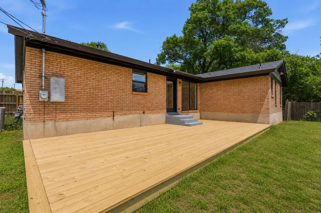 1203 Ridgehaven Drive Austin TX 78723