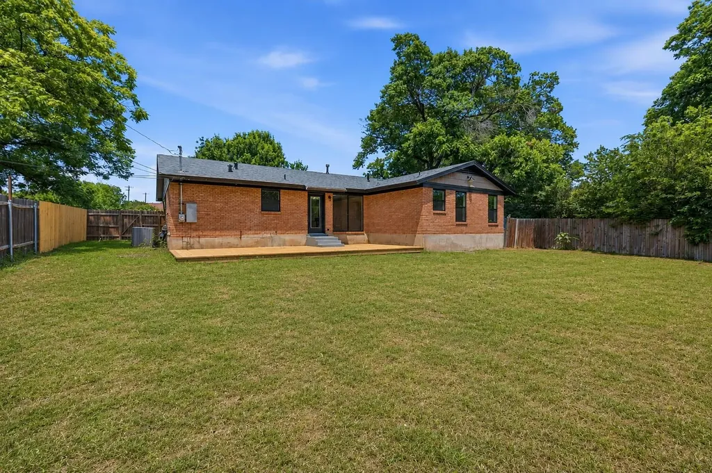 1203 Ridgehaven Drive Austin TX 78723