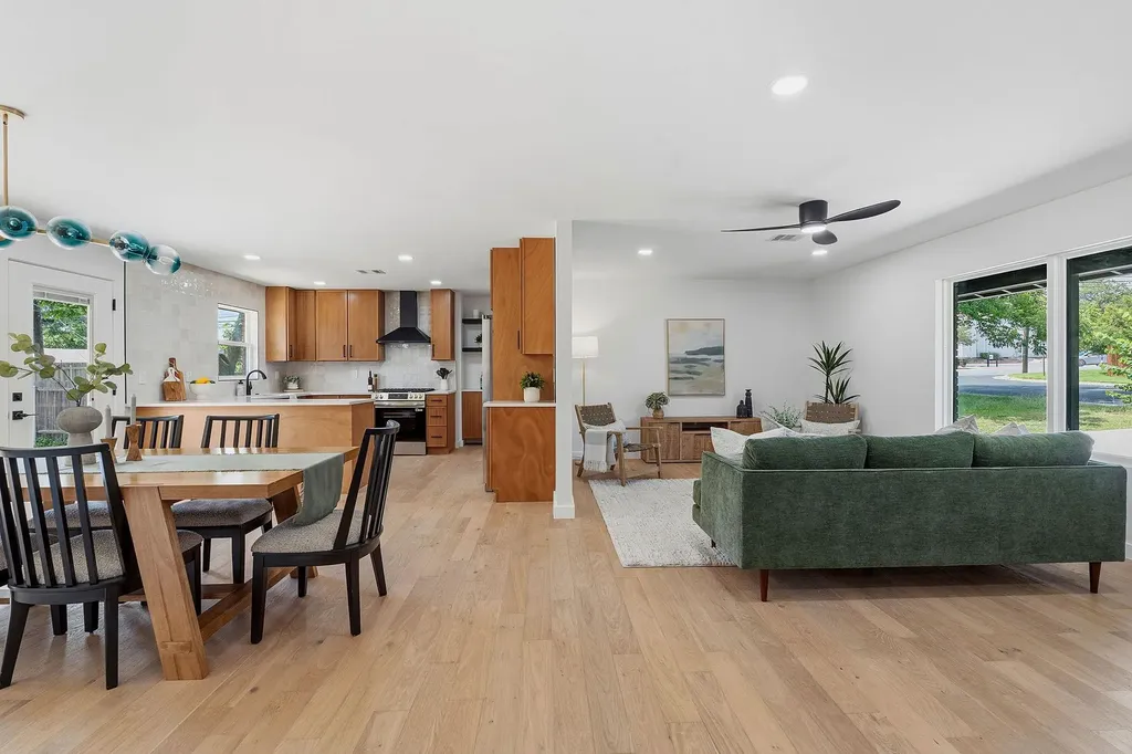 1203 Ridgehaven Drive Austin TX 78723