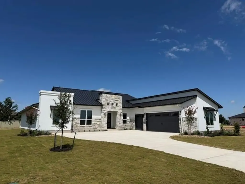 109 La Ventana Drive Liberty Hill TX 78642
