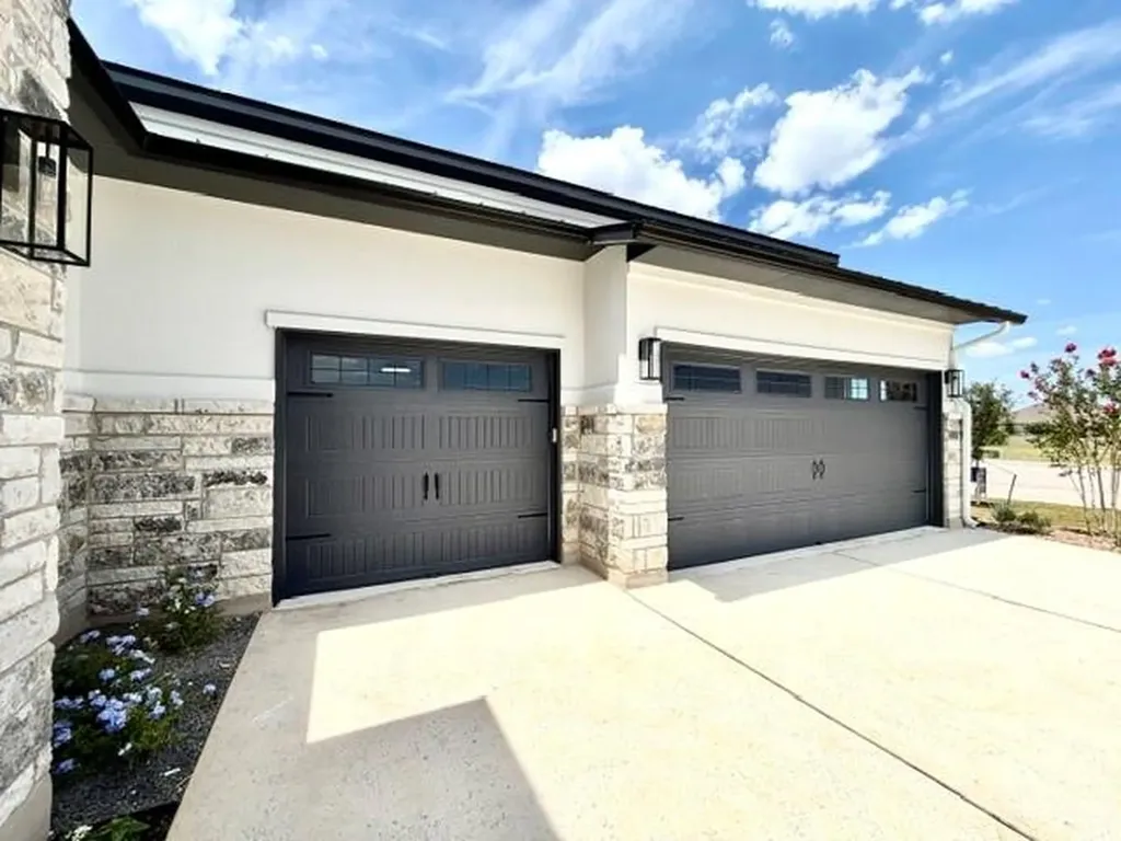 109 La Ventana Drive Liberty Hill TX 78642