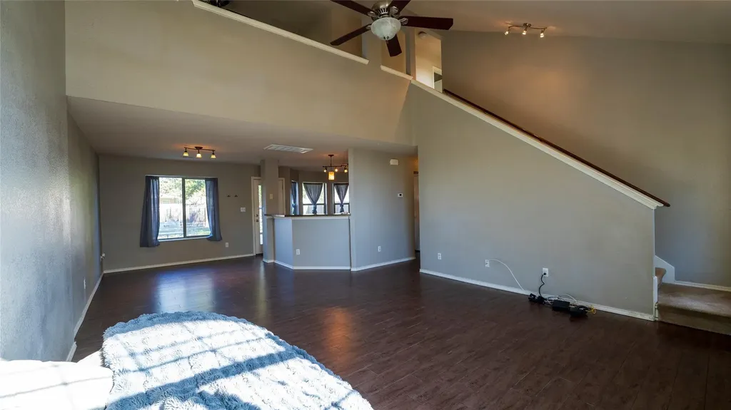 1576 Twin Cove Kyle TX 78640