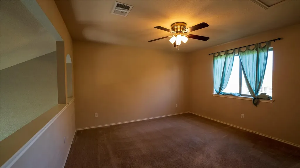 1576 Twin Cove Kyle TX 78640