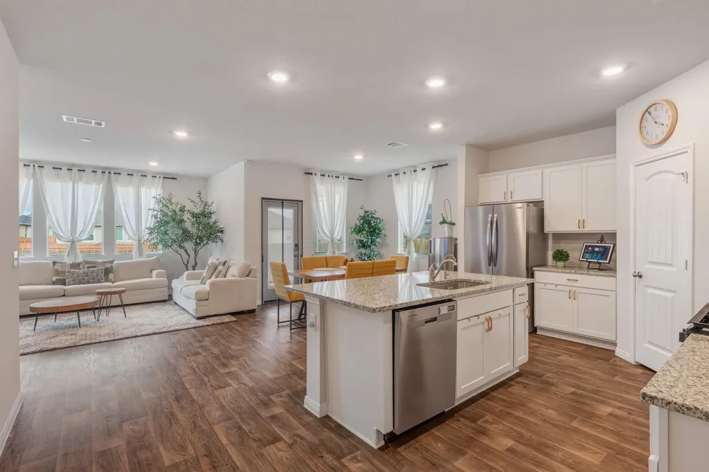 205 Charles Trail Georgetown TX 78626
