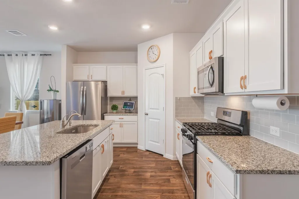 205 Charles Trail Georgetown TX 78626