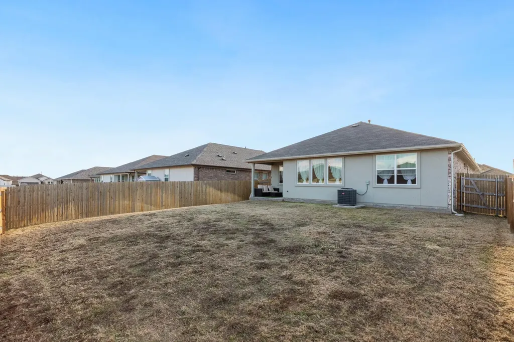 205 Charles Trail Georgetown TX 78626