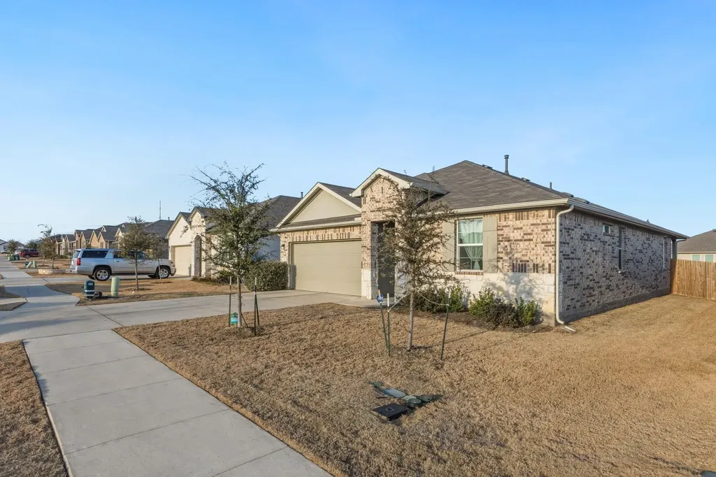 205 Charles Trail Georgetown TX 78626