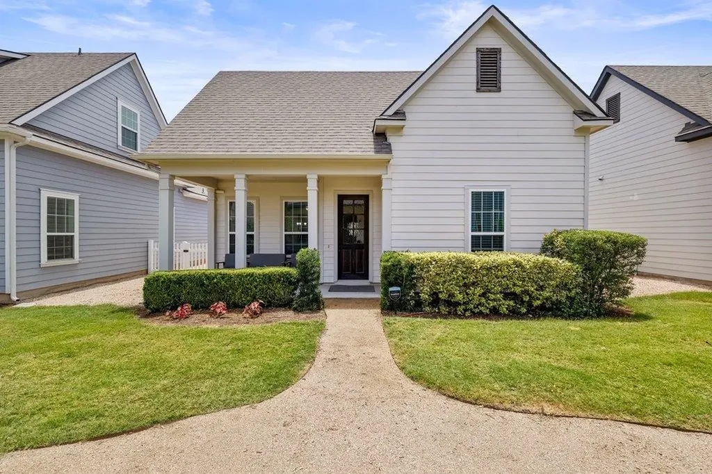 1174 Grant Wood Avenue Dripping Springs TX 78619