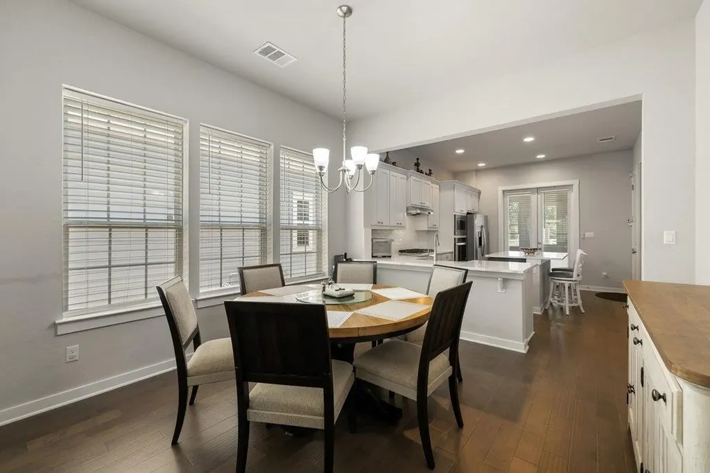 1174 Grant Wood Avenue Dripping Springs TX 78619