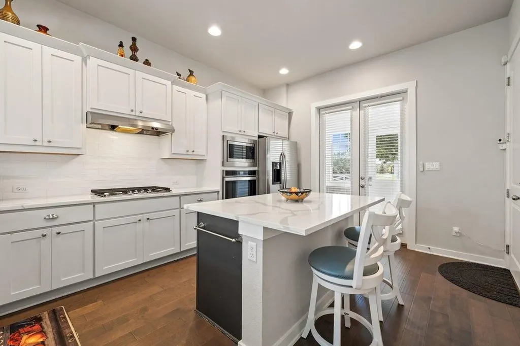 1174 Grant Wood Avenue Dripping Springs TX 78619