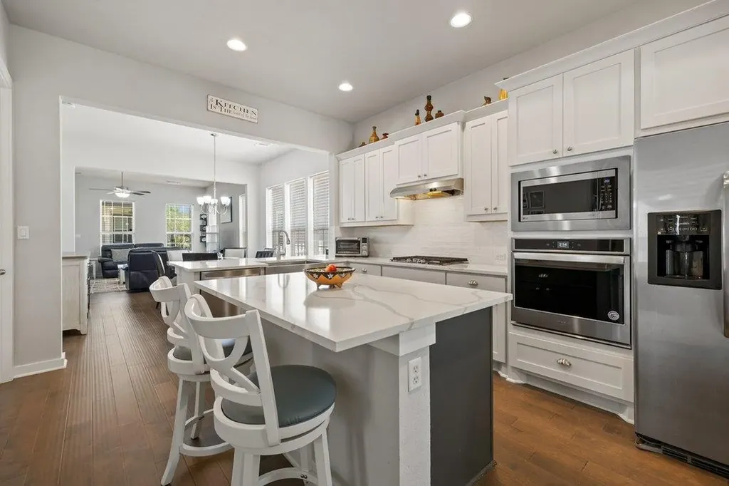 1174 Grant Wood Avenue Dripping Springs TX 78619
