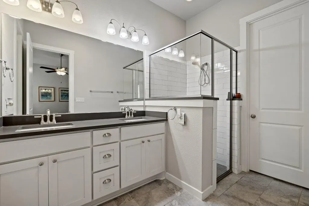 1174 Grant Wood Avenue Dripping Springs TX 78619