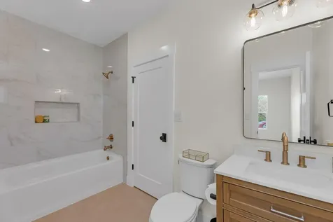 2102 S Church Street Georgetown TX 78626