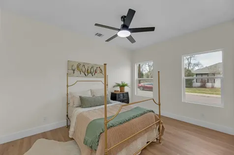 2102 S Church Street Georgetown TX 78626